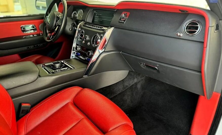 2021 ROLLS-ROYCE CULLINAN BASE