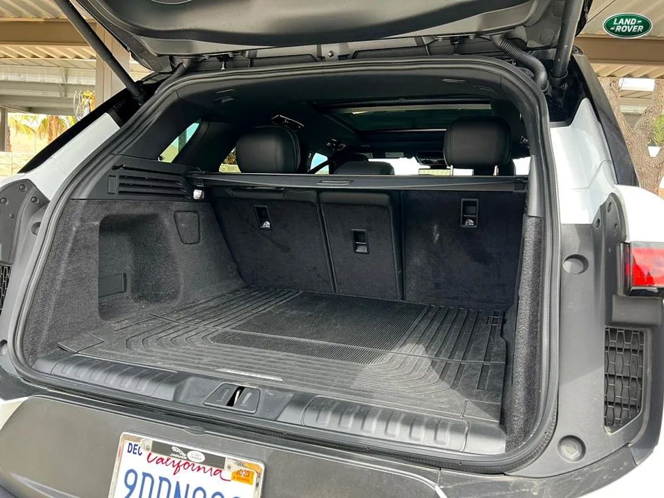 2023 LAND ROVER RANGE ROVER P360 SE