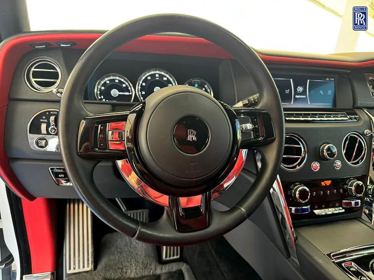 2021 ROLLS-ROYCE CULLINAN BASE