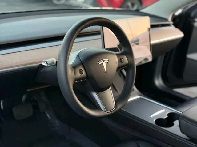 2022 Tesla Model 3 Standard Range