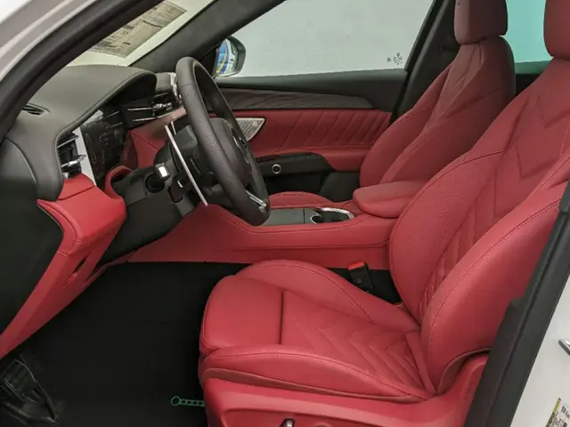 2025 Maserati Grecale