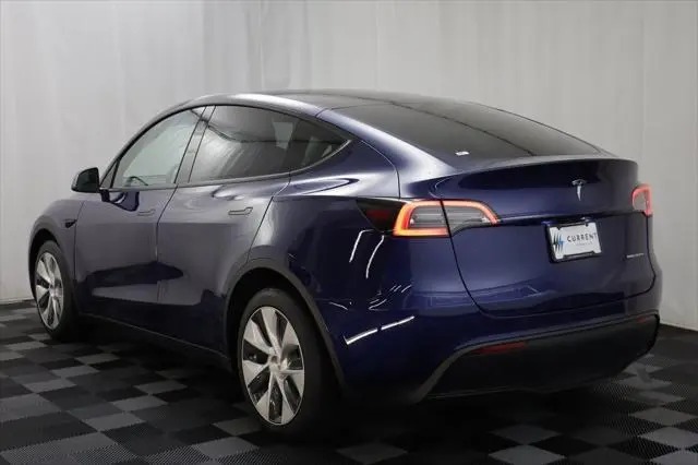 2022 Tesla Model Y Long Range Dual Motor All-Wheel Drive