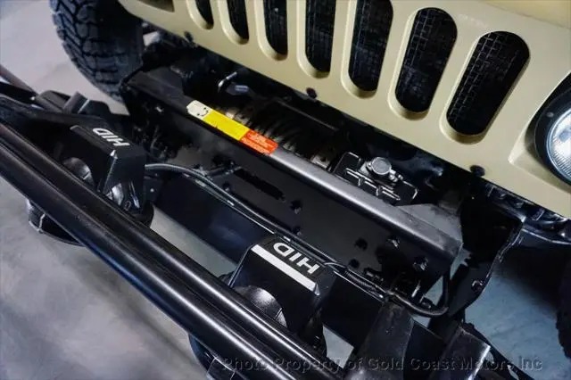 2004 Hummer H1 4-Passenger Open Top Hard Doors