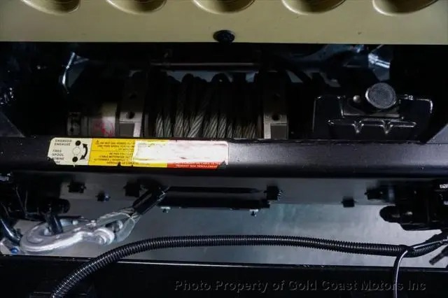 2004 Hummer H1 4-Passenger Open Top Hard Doors