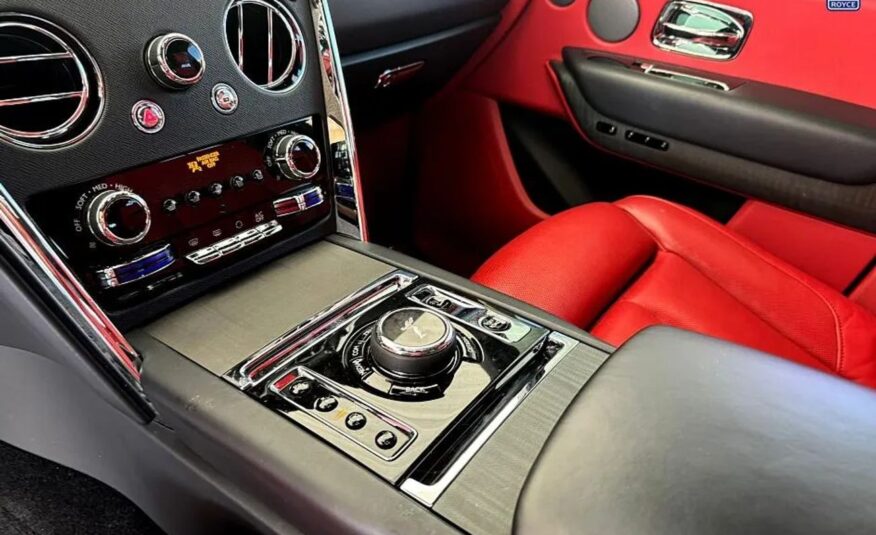 2021 ROLLS-ROYCE CULLINAN BASE