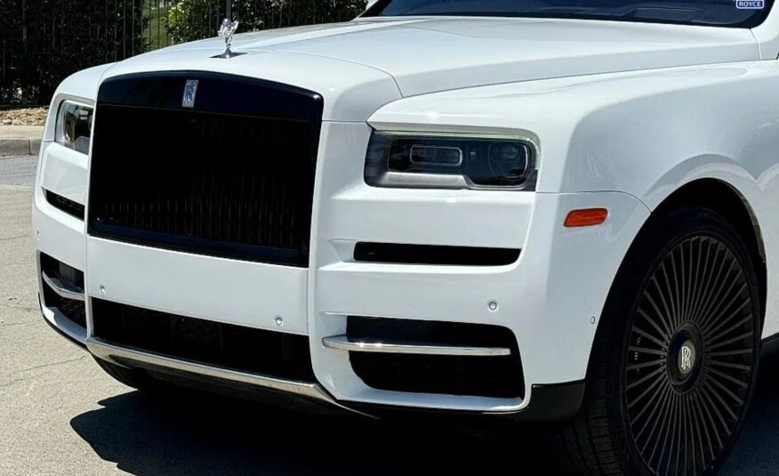 2021 ROLLS-ROYCE CULLINAN BASE