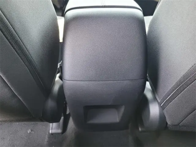 Hyundai SANTA CRUZ 2.5L SE