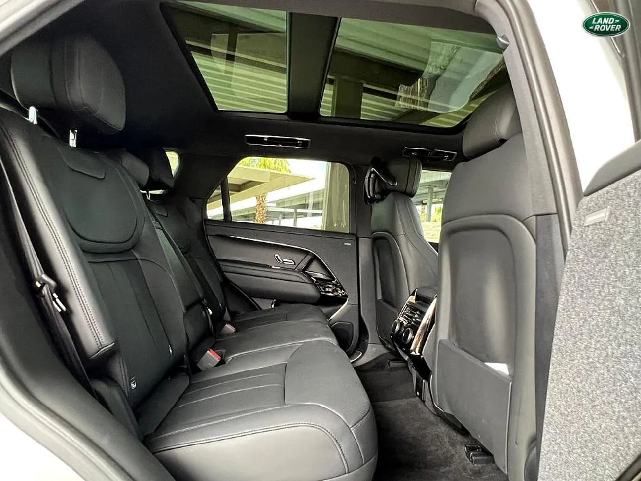 2023 LAND ROVER RANGE ROVER P360 SE