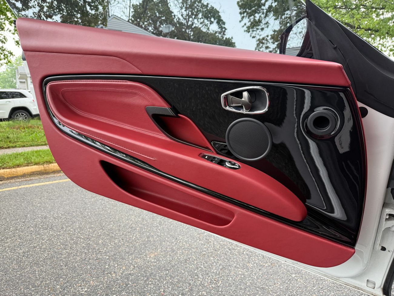 2017 ASTON MARTIN DB11 BASE