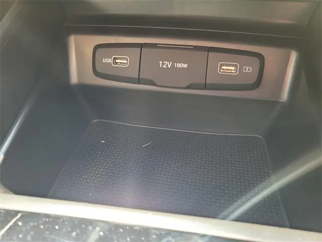 Hyundai SANTA CRUZ 2.5L SE
