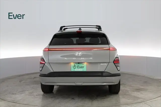 2024 Hyundai KONA EV SEL