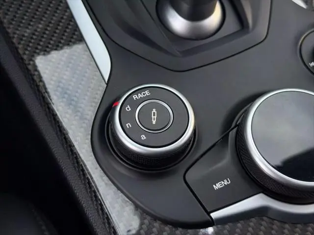 2018 Alfa Romeo Stelvio Ti Sport
