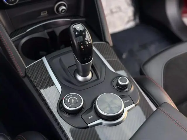 2018 Alfa Romeo Stelvio Ti Sport