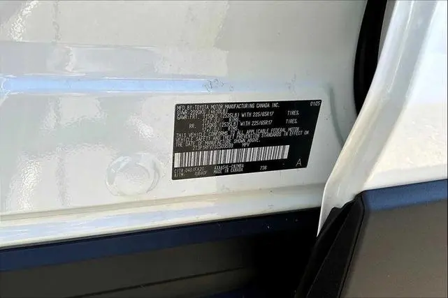 TOYOTA RAV4 XLE