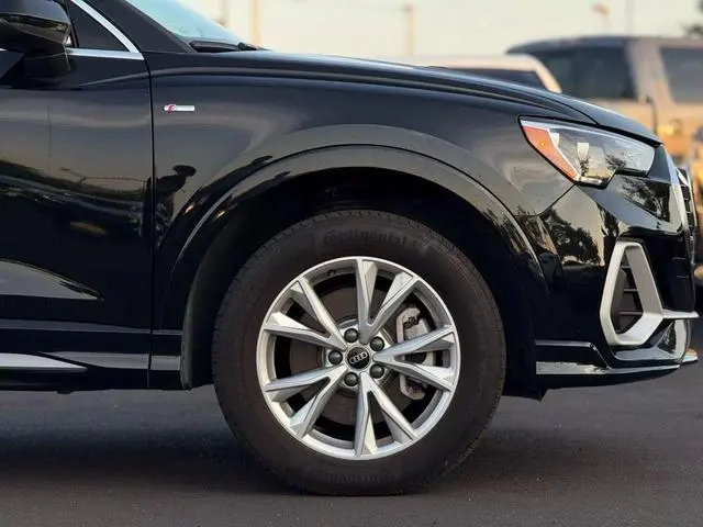 2022 Audi Q3