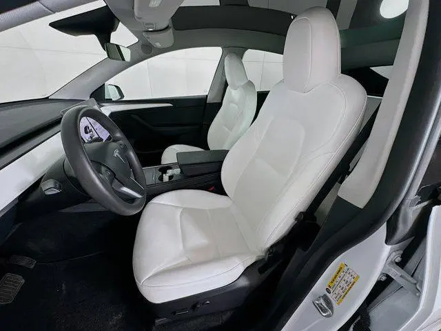 Tesla Model Y Long Range Dual Motor All-Wheel Drive