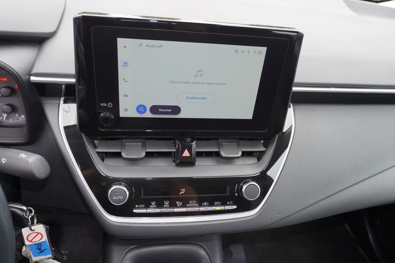 2024 TOYOTA COROLLA LE