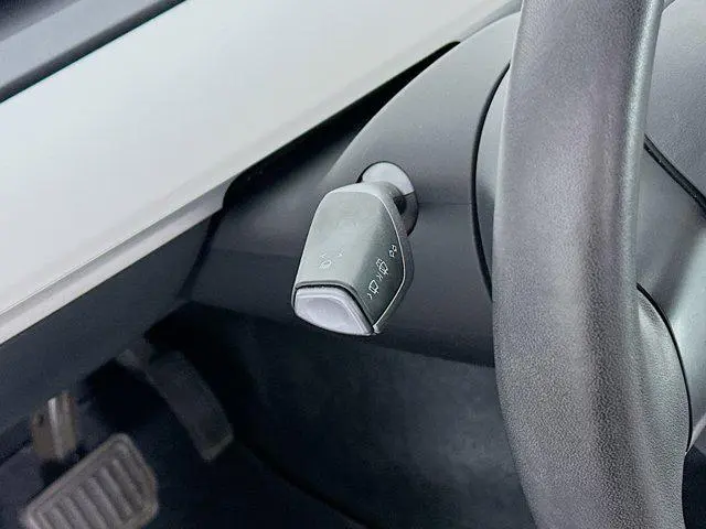 Tesla Model Y Long Range Dual Motor All-Wheel Drive