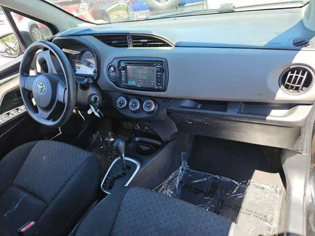 2016 Toyota Yaris L