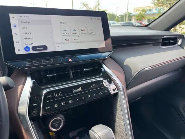 2023 Toyota Venza XLE