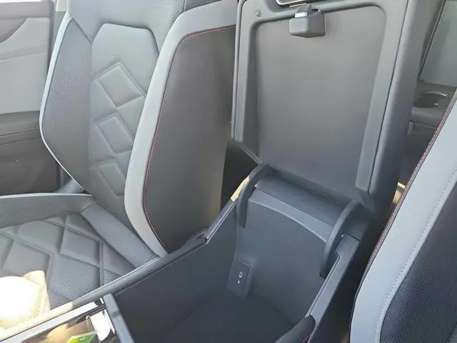 2026 Volkswagen Atlas 2.0T