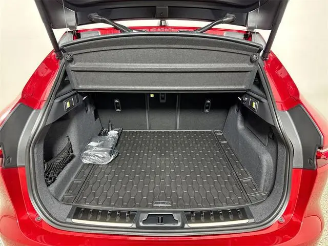 2026 Jaguar F-PACE R-Dynamic S P400 AWD Automatic