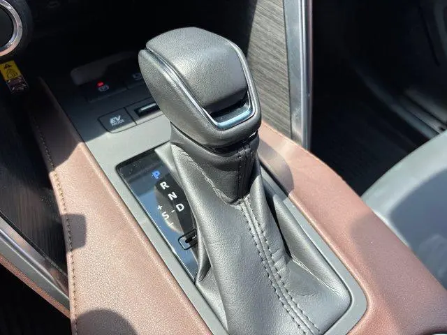 2023 Toyota Venza XLE