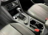 Volkswagen Tiguan 2.0T SE