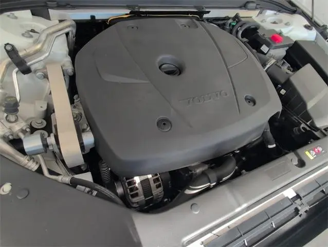 2021 Volvo V60 Cross Country T5