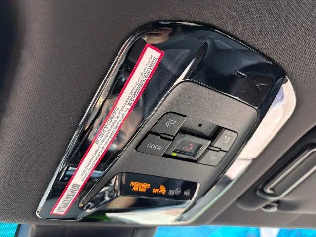 2023 Toyota Venza XLE