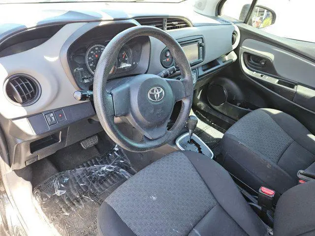 2016 Toyota Yaris L