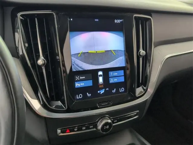 2021 Volvo V60 Cross Country T5