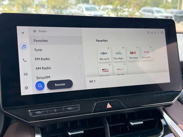 2023 Toyota Venza XLE