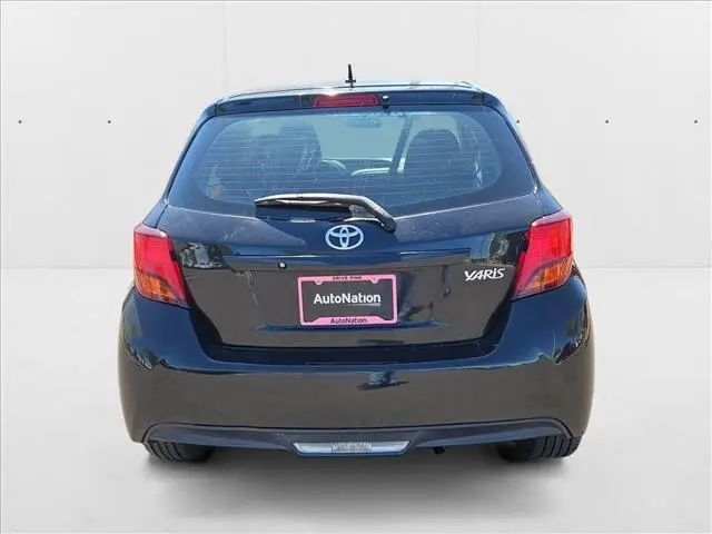 2016 Toyota Yaris L
